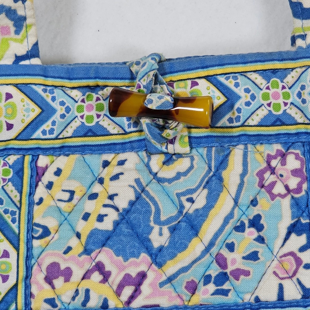 Vera Bradley Mediterranean Blue Quilted Cotton Tote Bag Paisley Toggle Closure - Picture 2 of 9